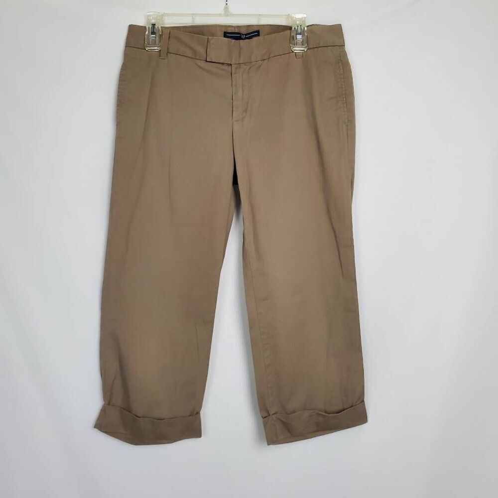 GAP Size 6 Straight Capri Khakis Pants